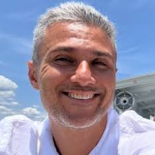 1 year ago today one of the best things to happen in my adult life  happened. At the time, it didn't feel like that. I went into a deep  depression, gained a