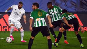 Real madrid will take on real betis in laliga santander this saturday night, kicking off at 22:00 cest, but the focus at the club has been on kylian mbappe all week. Real Madrid Steht Im Regen Betis Wird Zum Stolperstein Kicker
