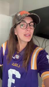 Isabelle Bergeron (@_taco_belle__)