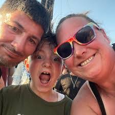 Pamela Mozingo's Instagram, Twitter & Facebook