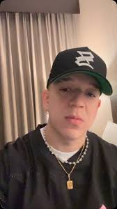 “Él volverá a tener misericordia de nosotros; sepultará nuestras  iniquidades y echará todos nuestros pecados a las profundidades del mar.”,  — Miqueas 7:19