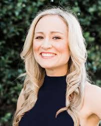 Donna Marcotte's Instagram, Twitter & Facebook