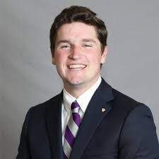 David Asche's Instagram, Twitter & Facebook