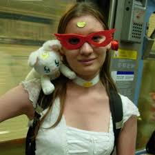 Lyrhiamoon (@liliemond)