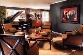 Your masculine living room should be like a man— able to stand for itself. Masculine Living Room Houzz