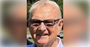 Etta Patterson's Instagram, Twitter & Facebook