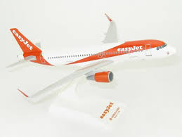 Easyjet wants to fly its passengers on an electric plane. Easyjet Airbus A320 1 150 Scale Desk Model Lupa Hollandmegastore