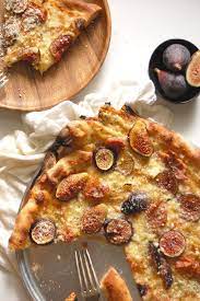 Fancy Fig Prosciutto Gorgonzola Pizza Recipe Gourmet Pizza Pizza Recipes Homemade Prosciutto