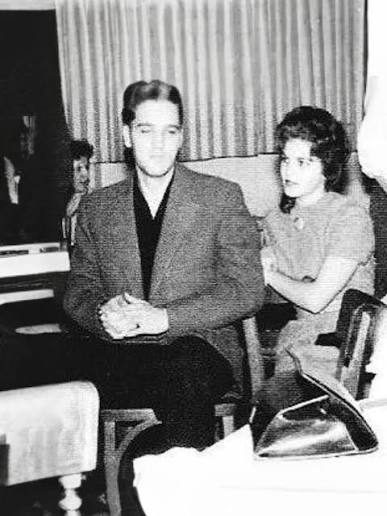 What sparked Elvis Presley's interest in a 14-year-old Priscilla Beaulieu? Elvis  Presley's interest in a 14-year-old Priscilla Beaulieu was primarily  sparked by her ability to provide emotional solace during a deeply  vulnerable