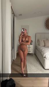 GOONING 🩵 on X: Katie Sigmond Onlyfans Leak Would you blow my back out?  😘 t.coNY4sNjMD8I  X