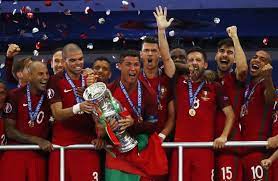 Francia 2016 entra en su fase decisiva, ya se conocen los enfrentamientos de cuartos de final, analizamos los emparejamientos y los favoritos. Portugal Campeon De La Eurocopa 2016 Cristiano Ronaldo Ronaldo Campeones