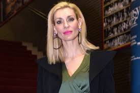 Δημοφιλή ακίνητα δες επιλεγμένες προτάσεις για κατοικίες. Sofia Paylidoy Perasan 3 Xronia Apo Tote Poy Milhsa Gia To Peristatiko Bias Poy Eixa Ypostei H Koinwnia Tote Den Htan Etoimh