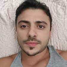 Avi Munjal's Instagram, Twitter & Facebook