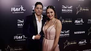 Peruuta peruuta seuraamispyyntösi käyttäjälle @lina_tejeiro. Andy Rivera Caracol Radio