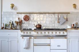 a luminous kitchen renovation in