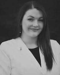 👋 👋 Say hello to the newest face in the CVICU. Holly Moore, DNP, APRN,  AGACNP-BC, FNP, BC. Holly is married to Nick and has two children, Quinton  & Kamilah. She enjoys