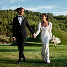 Free shipping on orders over $25 shipped by amazon. 15 Last Minute Wedding Gifts That Will Still Impress The Happy Couple Vogue