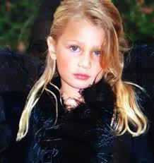 Vanessa Keys 🫧🩵🫧 (@PinkColiflower)