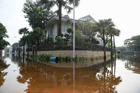 Lengkapnya sudah pernah saya jawab disini : Banjir Rob Di Pantai Mutiara Jakata Utara Sudah Surut