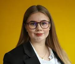 Versicherungsvermittler Fabio-Lee Heinrich in Bernau