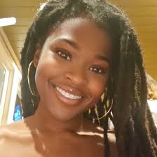 Where can I get the best peaches in the Lowcountry area?