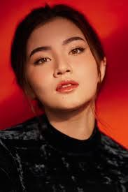 Emma Mcnulty's Instagram, Twitter & Facebook