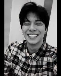 glenn's debut single's ouT NOWWWW!!!