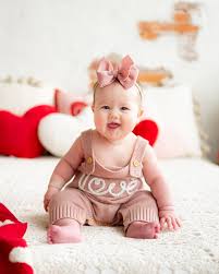 Snuggles with sweet baby Molly 🤍