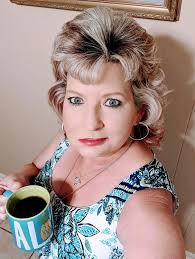 Happy Sunday! Say something nice to your community…