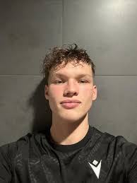 👏⚽️ Gratuliere, Justin! ⚽️👏 Öises Schiri Aushängeschild Justin Lüthy isch  ab hüt offiziell 2. Liga Schiedsrichter! 🔥 Mir sind mega stolz, dass öpper  us öisem Verein dä Schritt gschafft het. Mit viel