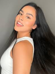 your girl recently had to do some hair pictures for an audition and it is  safe to say she was having toooo much fun with it (yes, I need a hair trim)