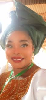 I would have to say this type of woman wouldn't never catch my eye or fancy  to be given the chance to ever give me this ultimatum. Southern Women love  their men,