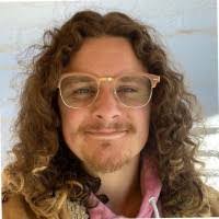 Isabelle Carmichael's Instagram, Twitter & Facebook