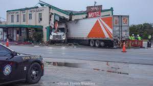 Jul 12, 2021 / 01:27 pm edt. Semi Truck Crashes Into Florida S Historic Desert Inn Motel Wtsp Com