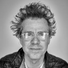 Meet Johannes. ⠀⠀⠀⠀⠀⠀⠀⠀⠀ @johannesgirardoni is the co-founding lead artist  behind Chromasonic. He is an Austrian-American sculptor and installation  artist, who has dedicated the last two decades to a complex and precise  exploration