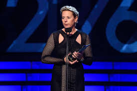 Oktober 1970) ist eine pensionierte schwedische profigolferin. Annika Sorenstam Idrottsgalan 2020 3300x2200 Svenska Golfforbundet