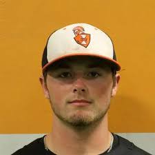 Gil Farley's Instagram, Twitter & Facebook