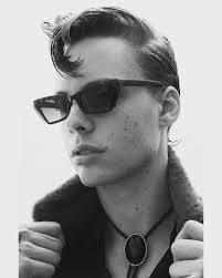 Erik Harding's Instagram, Twitter & Facebook