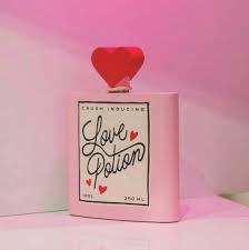 Not because i'm a hopeless romantic (though i am very romantique) but because i love the ~aesthetic~ of valentine's day. 425 Images About Valentine S Day Theme On We Heart It See More About Pink Red And Aesthetic