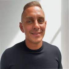 Steven Dowden, Sarah Jackson, and Daniel Dow join Structure Tone.