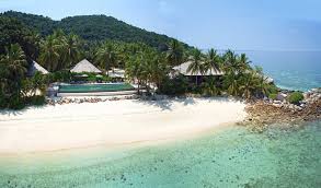 Batu batu resort set on the tropical malaysian island of pulau tengah is rich in both breathtaking beauty and an interesting past as a un transit camp for vietnamees refugees and a set for european survivor tv productions. 6 Romantic Johor Bahru Resorts You Should Book A Stay In