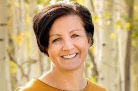 Kristi Byrne's Instagram, Twitter & Facebook