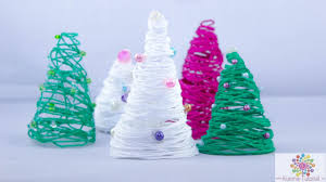 Das braucht ihr ovale luftballons oder wasserbomben, je nach gewünschter größe kleister oder selbstgemachter mehlkleber Diy Weihnachtsbaume Aus Wolle Einfach Und Schnell Youtube