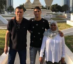 Lire plus microsoft et les partenaires peuvent être rémunérés si vous achetez quelque chose en utilisant les liens recommandés dans cet article. Histoire D Enfance D Achraf Hakimi Et Faits Biographiques Inchanges
