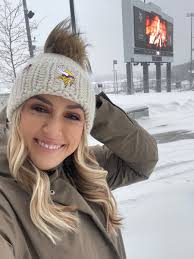 Adam Morneau (@AdamMorneau49)