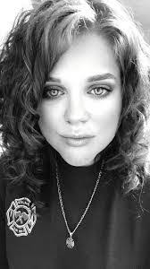 Jessica Sandifer's Instagram, Twitter & Facebook