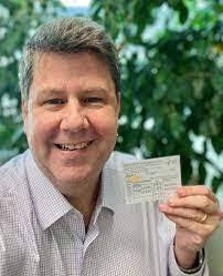 Georgia Elmore's Instagram, Twitter & Facebook