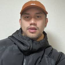 What we are seeing right now is… 1. Senator Bam Aquino 2. Senator Kiko  Pangilinan 3. Congressman Chel Diokno 4. Congresswoman Leila De Lima 5.  Mayor Leni Robredo 6. Mayor Vico Sotto