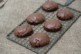 Susumelle Chocolate Coated Gingerbread Biscuits Calabria Living A Life In Colour Recipe Cookies Recipes Christmas Dessert For Dinner Chocolate Coating