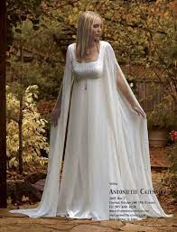 Pin By Mahaila Jaune On Something Something Medieval Wedding Dress Celtic Wedding Dress Celtic Dress